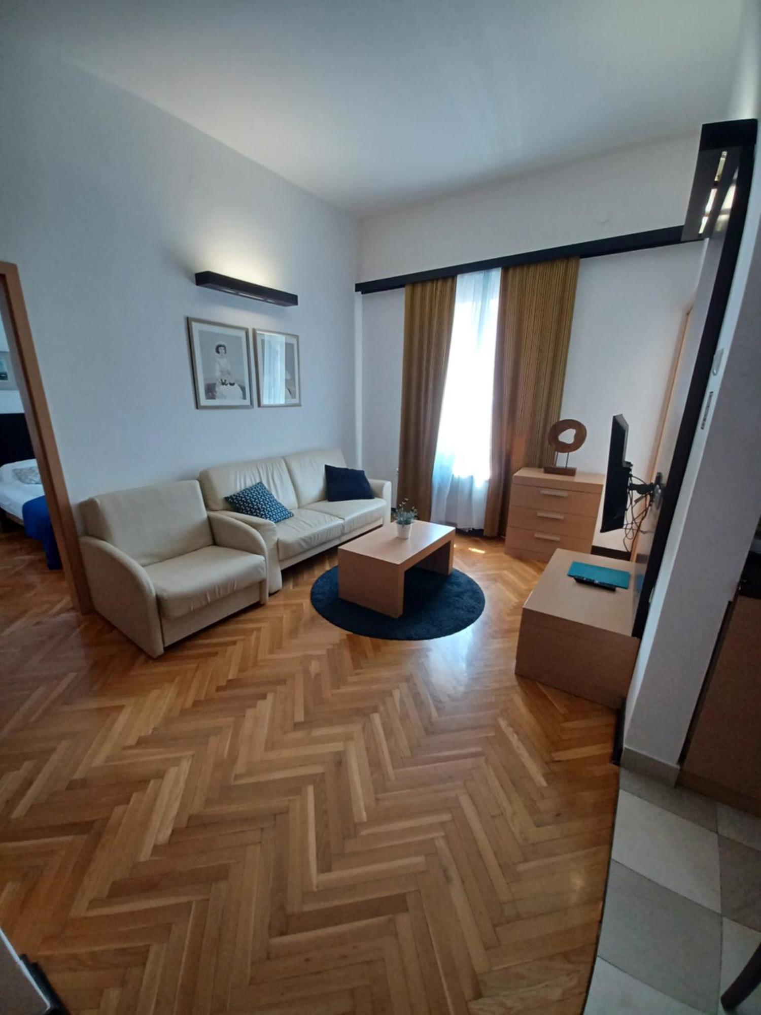 Apartment Aci Marina เซรส ภายนอก รูปภาพ