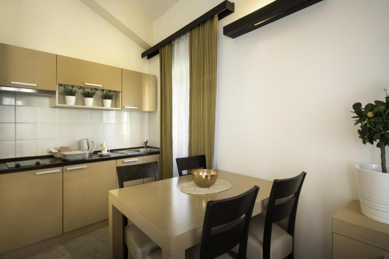 Apartment Aci Marina เซรส ภายนอก รูปภาพ