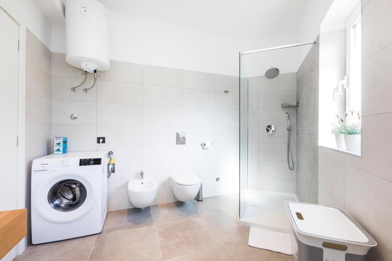 Apartment Aci Marina เซรส ภายนอก รูปภาพ