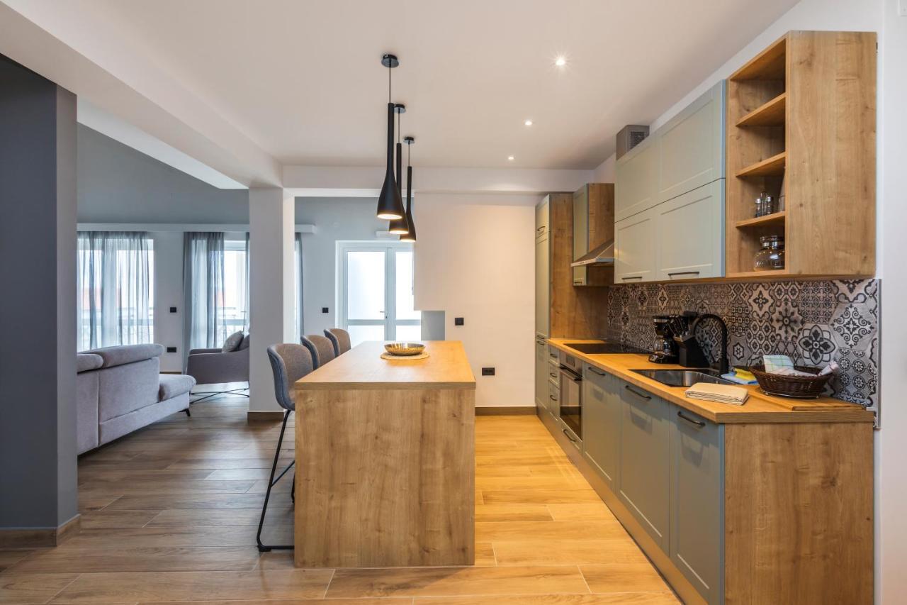 Apartment Aci Marina เซรส ภายนอก รูปภาพ